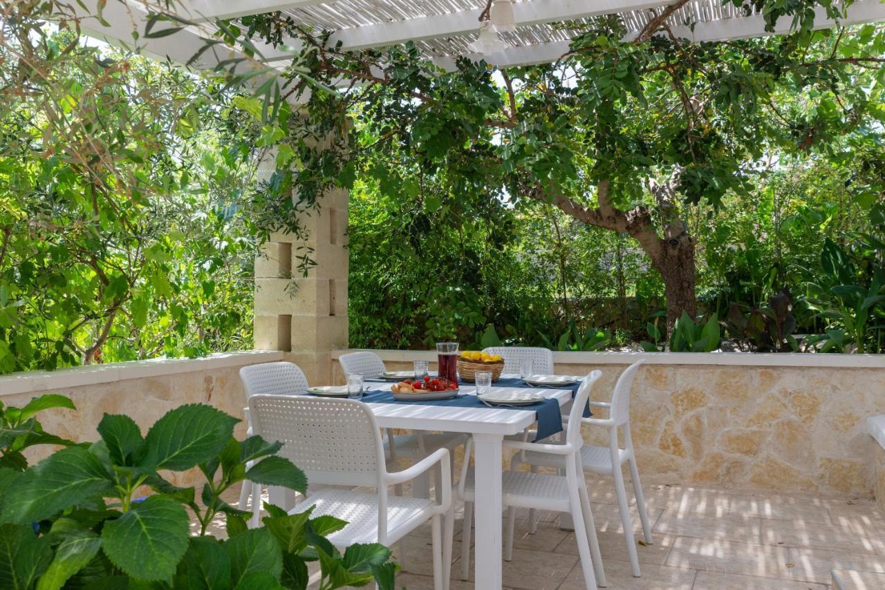 Appartamento Gardenia In Villa Mariella Остуни Экстерьер фото